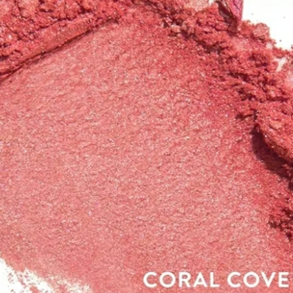 🦋 Laura Geller Baked Blush-N-Brighten Marbleized Blush (In Coral Cove) - Picture 4 of 12